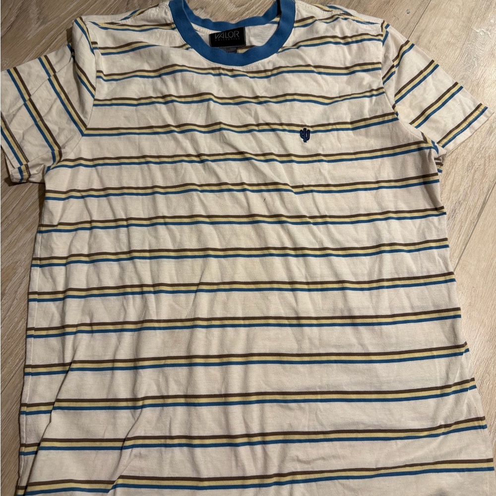 Valor Men's Cream Short-Sleeve Stripe Tee with Blue Trim and Chest Logo